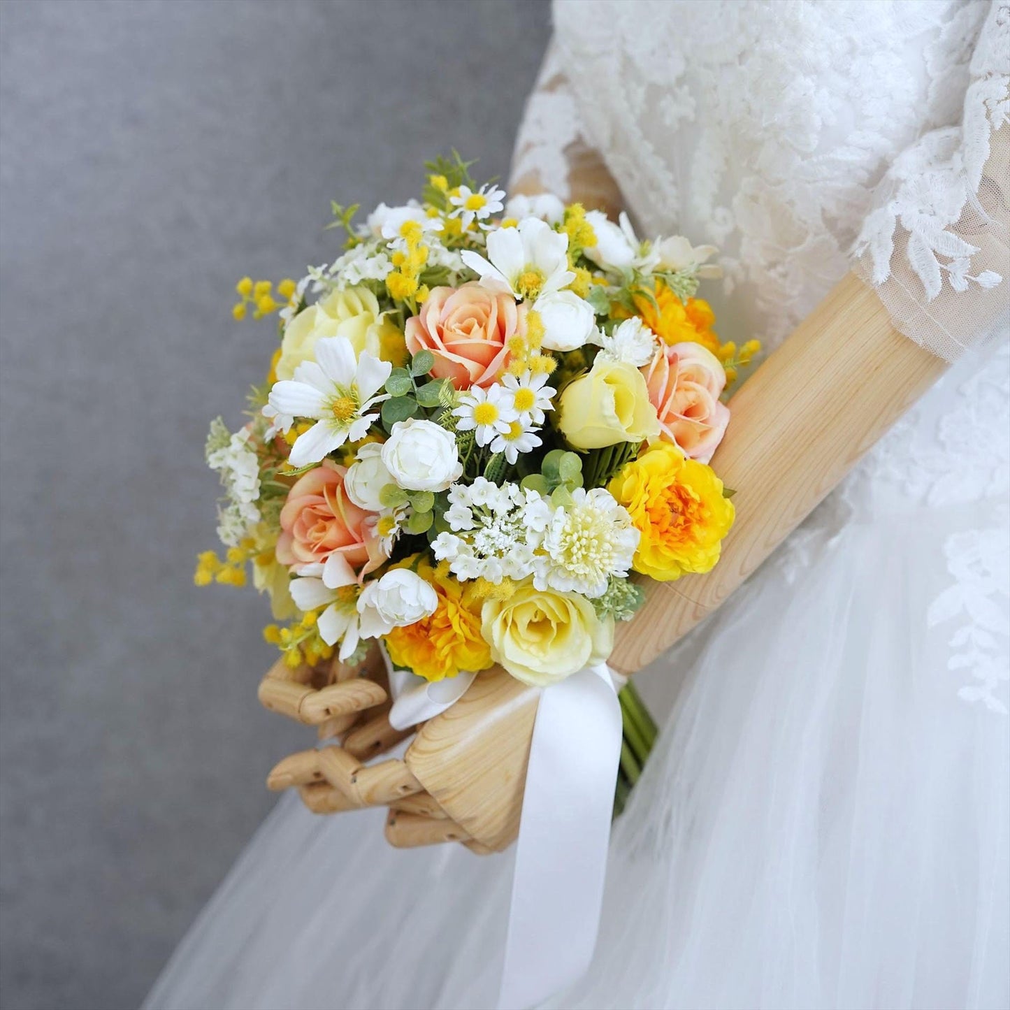 黄色のお花とコスモスのブーケ