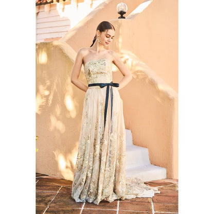 Mila【結婚式 カラードレス レンタル】