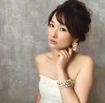 【ピアス・イヤリング】mat gold フラワーピアス/ブライダルアクセサリー 【結婚式 ピアス イヤリング】