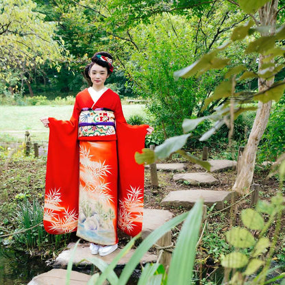 アンティーク復刻振袖 朱赤地/波間に若松と竹 【結婚式 和装 引き振袖 レンタル】