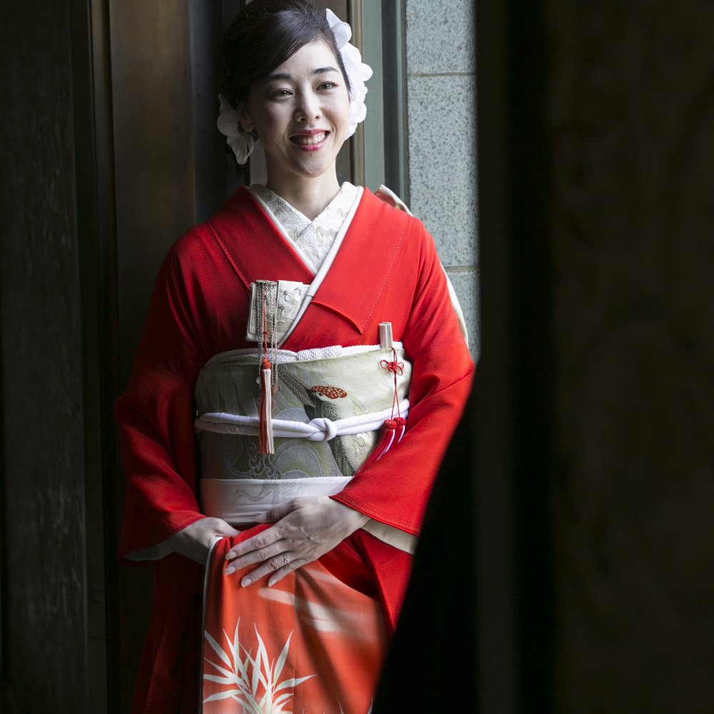 アンティーク復刻振袖 朱赤地/波間に若松と竹 【結婚式 和装 引き振袖