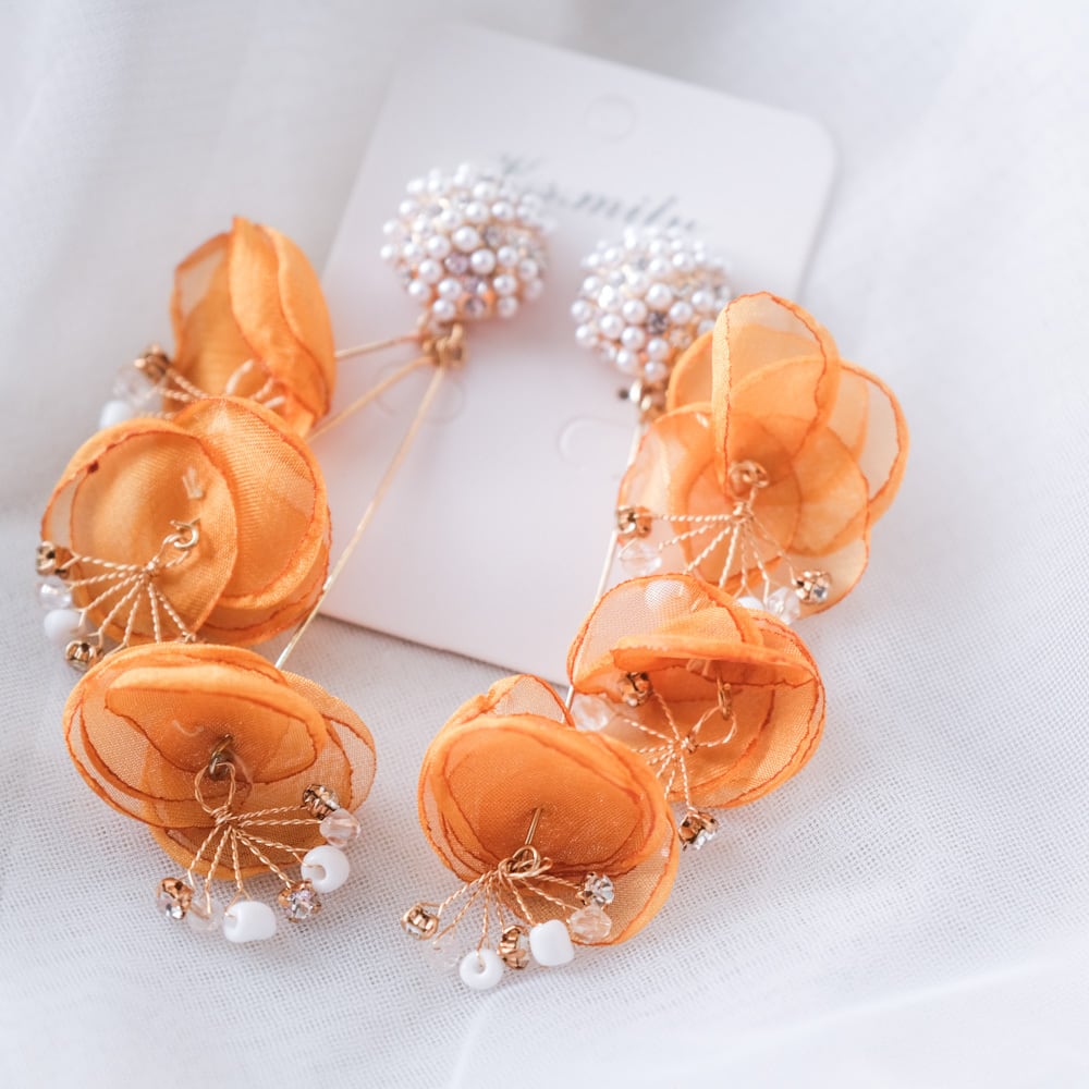 イエロー＆オレンジカラーのピアス オレンジレッド ジャスパー カーネリアン フックピアス 天然石 14kgf