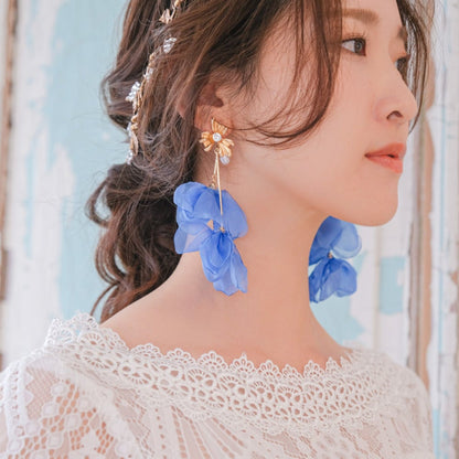 【ピアス】ブライダルピアス パール ビジュー 花びらピアス ブルー s3 【結婚式 ピアス イヤリング】