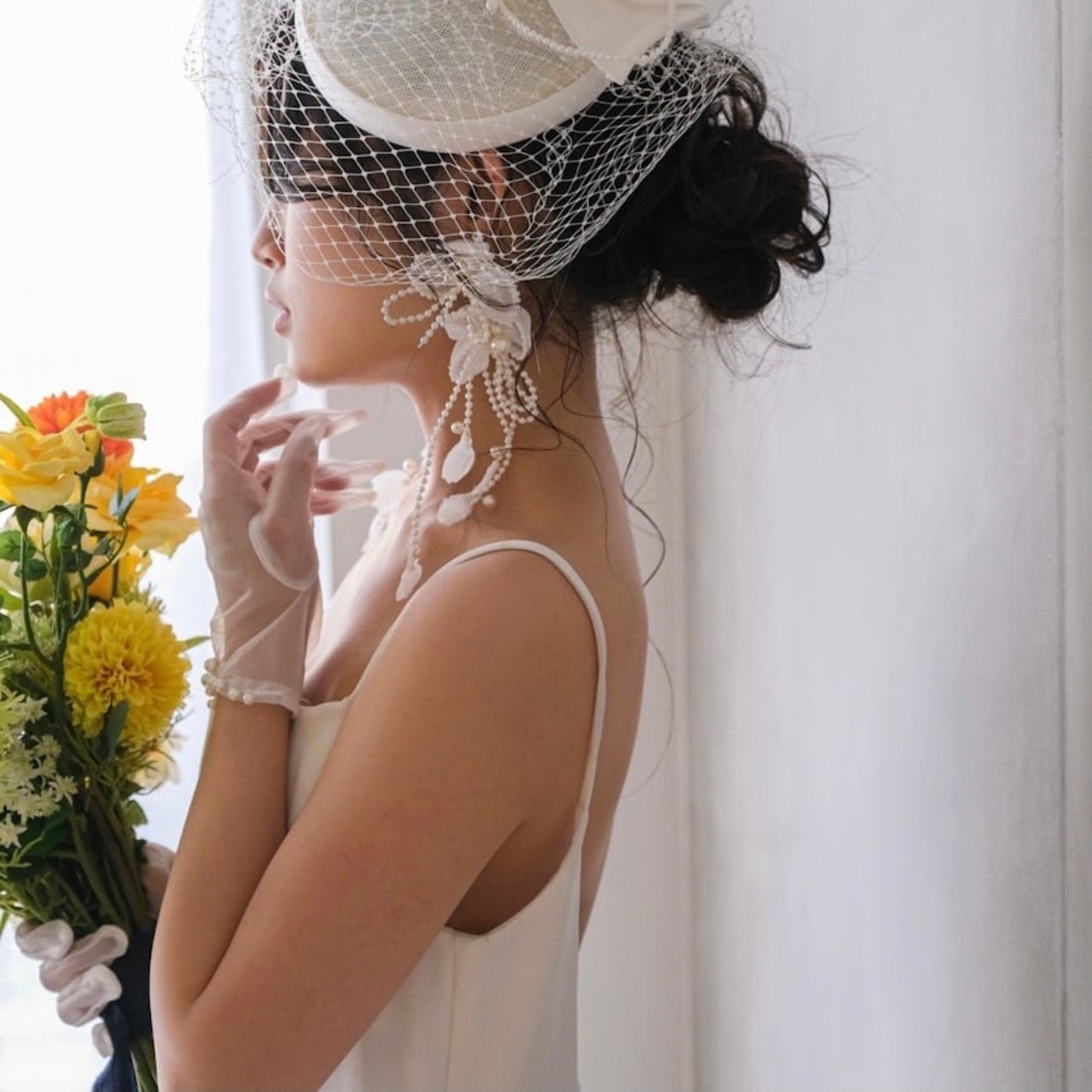 【イヤリング】ブライダルイヤリング パール ホワイトフラワー s5 【結婚式 ピアス イヤリング】