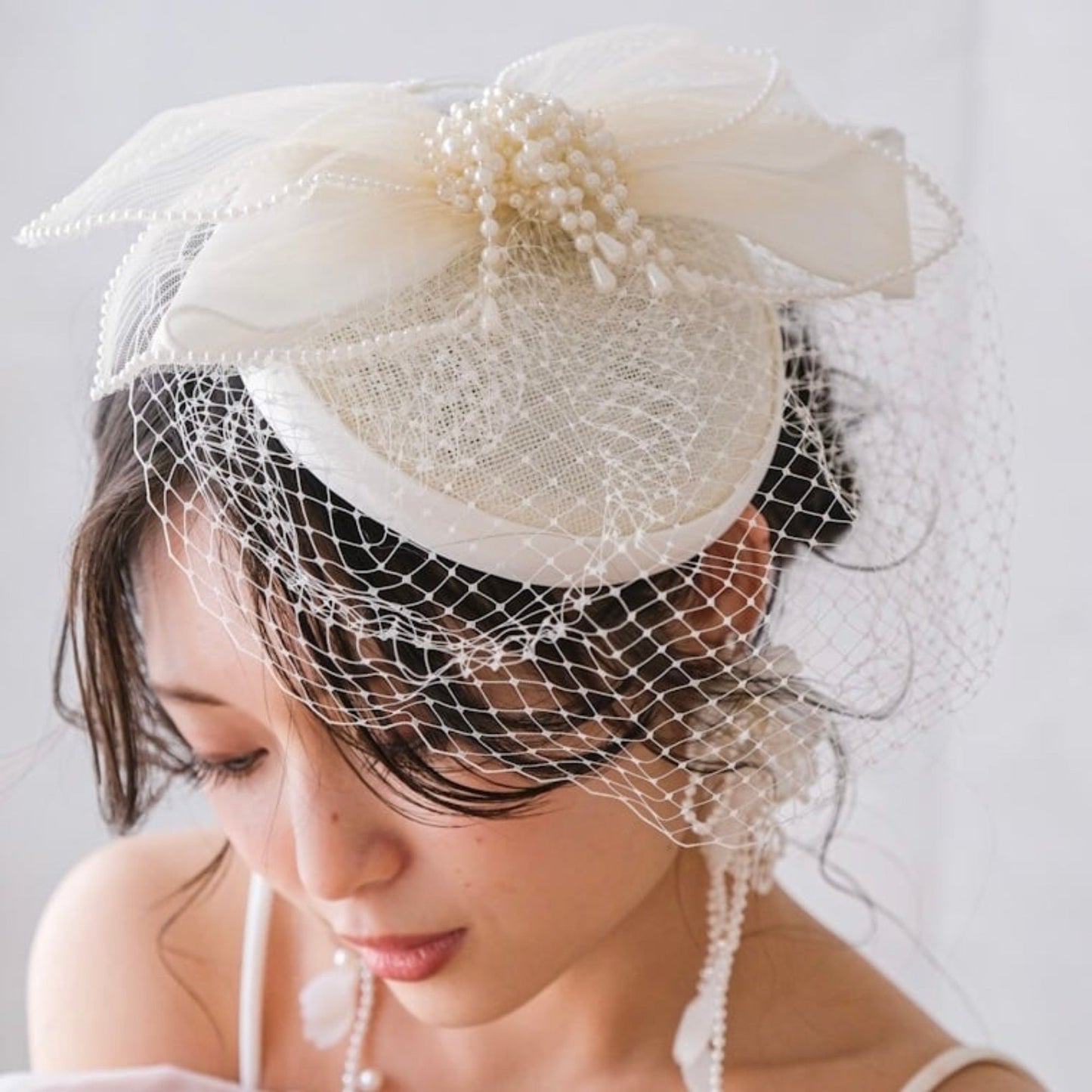 ブライダルハット トークハット トーク帽 オフホワイト s7 【結婚式 ヘアアクセサリー】