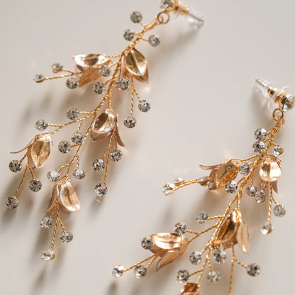 【ピアス】小枝ピアス ビジュー ゴールド s20 【結婚式 ピアス イヤリング】