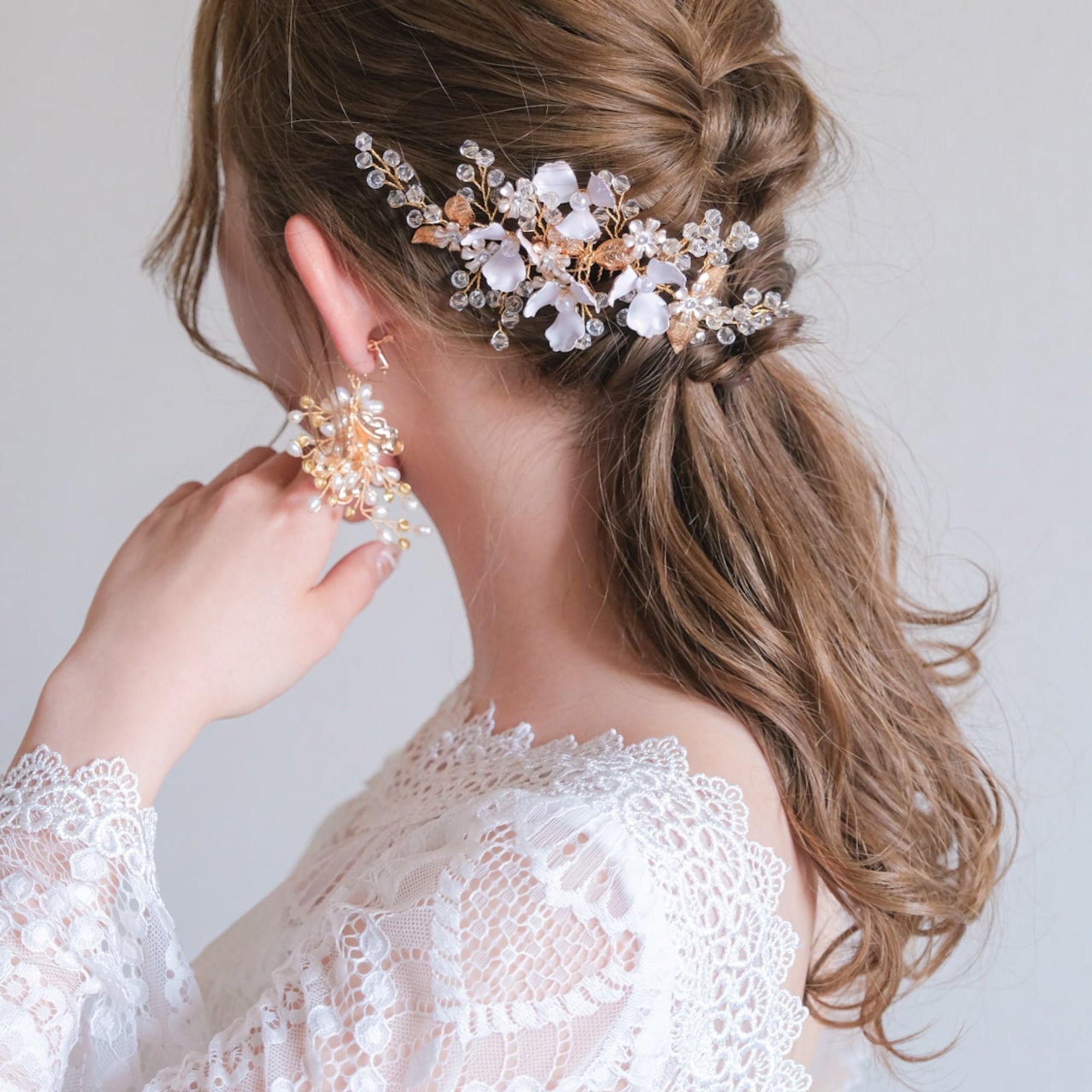 ブライダルヘッドドレス 小枝アクセサリー フラワー ゴールド s28