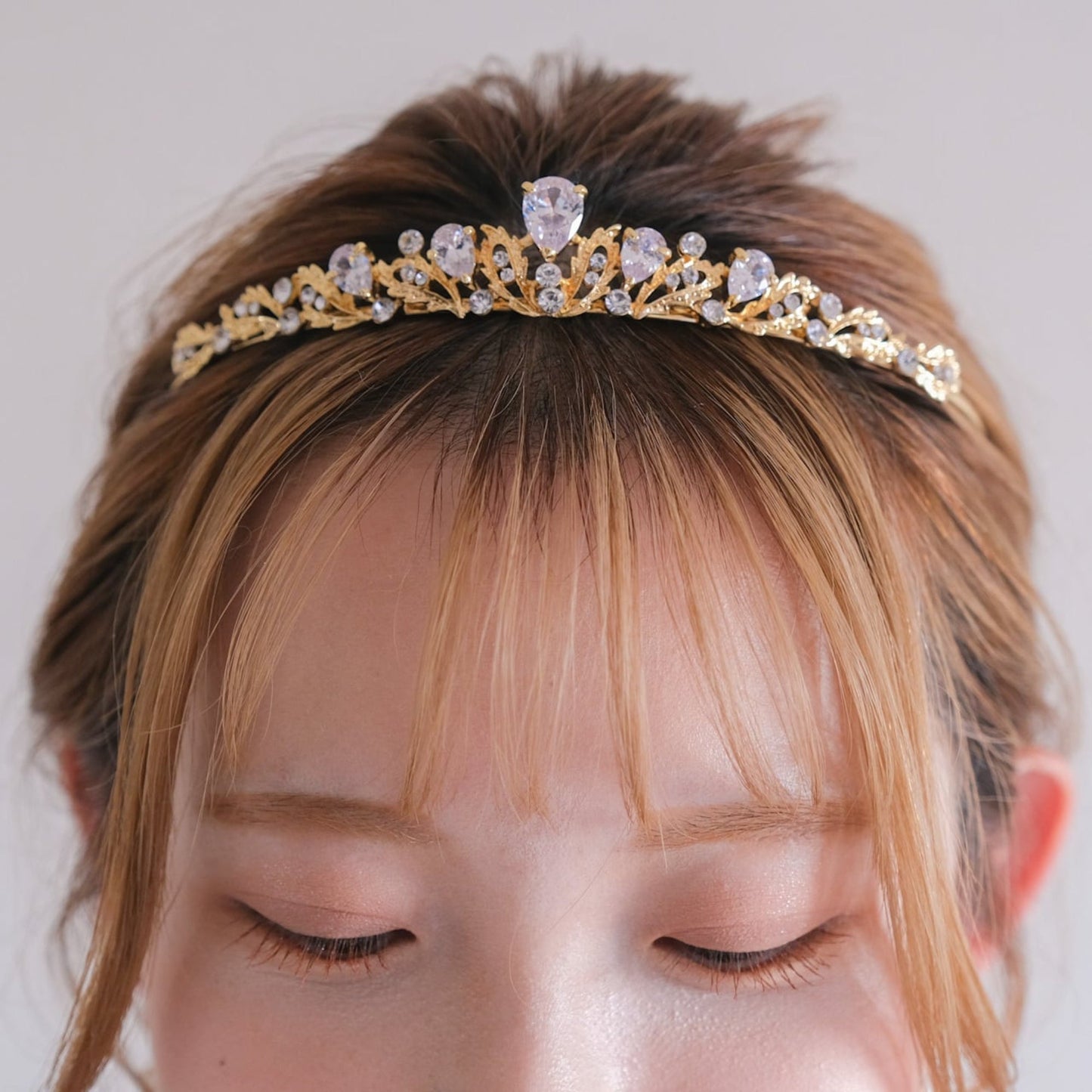 ティアラ ビジュー ブライダルヘッドドレス ゴールド t6 【結婚式 ヘアアクセサリー】