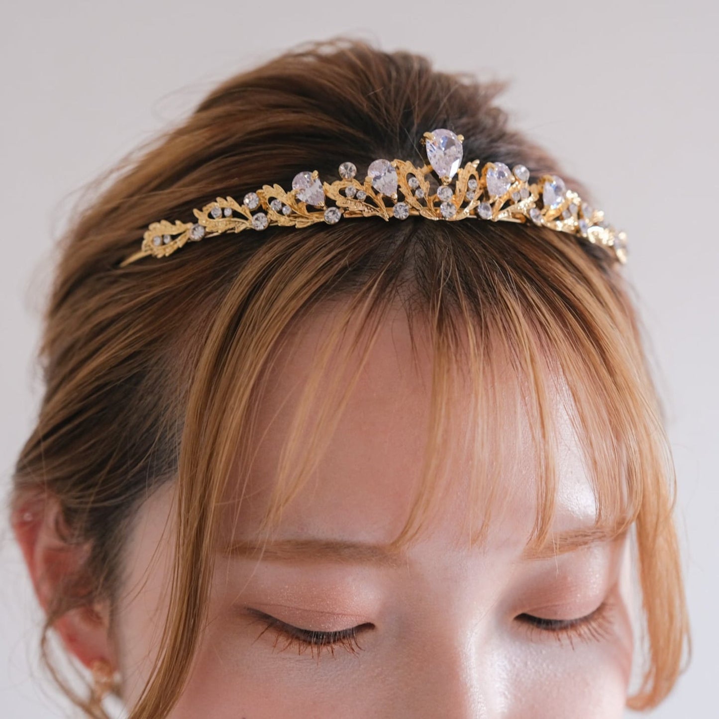 ティアラ ビジュー ブライダルヘッドドレス ゴールド t6 【結婚式 ヘアアクセサリー】