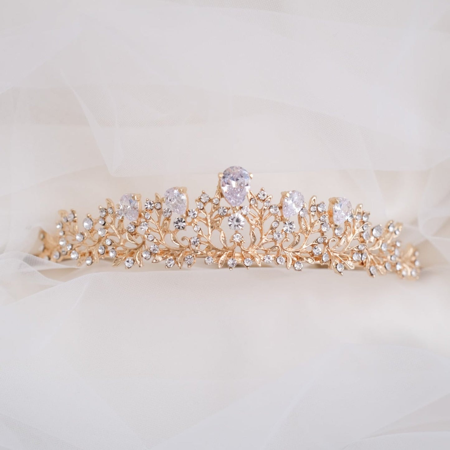 ティアラ ビジュー ブライダルヘッドドレス ゴールド t7 【結婚式 ヘアアクセサリー】