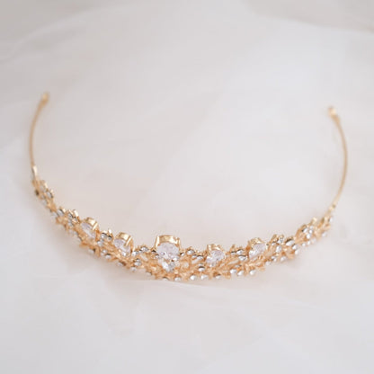 ティアラ ビジュー ブライダルヘッドドレス ゴールド t7 【結婚式 ヘアアクセサリー】