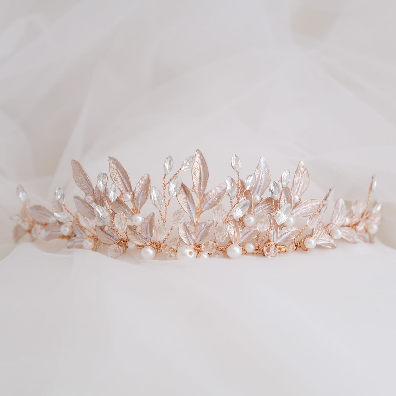 アンティークティアラ パール ブライダルヘッドドレス ゴールド t8 【結婚式 ヘアアクセサリー】