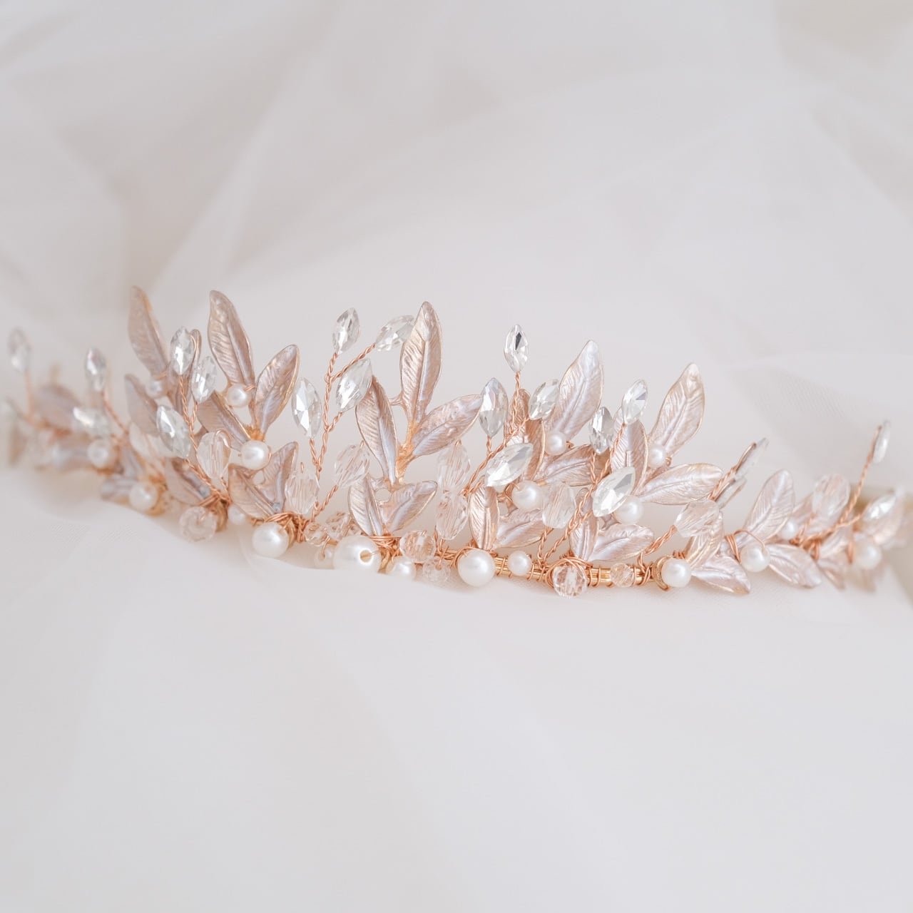 アンティークティアラ パール ブライダルヘッドドレス ゴールド t8 【結婚式 ヘアアクセサリー】