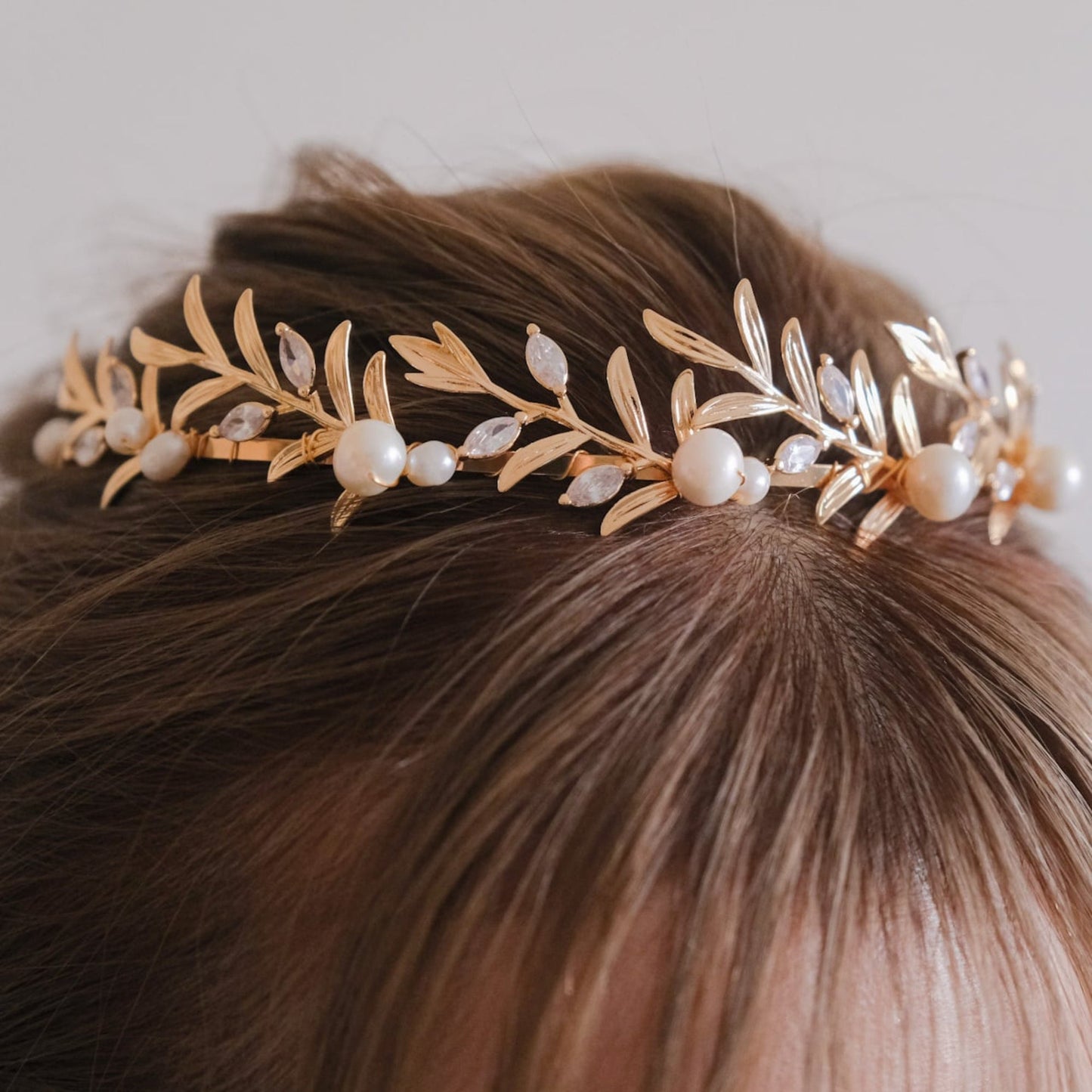 アンティークティアラ パール ブライダルヘッドドレス ゴールド t9 【結婚式 ヘアアクセサリー】