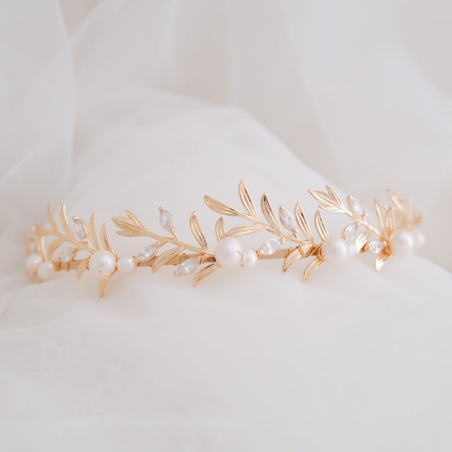 アンティークティアラ パール ブライダルヘッドドレス ゴールド t9 【結婚式 ヘアアクセサリー】