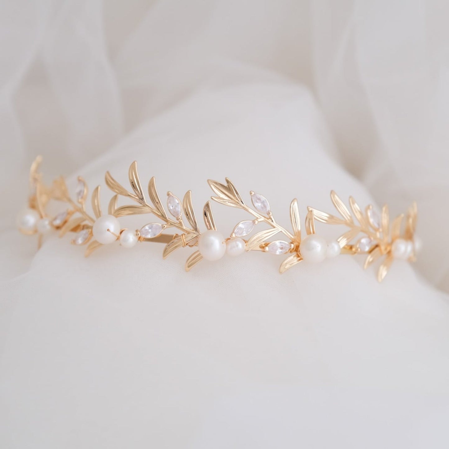 アンティークティアラ パール ブライダルヘッドドレス ゴールド t9 【結婚式 ヘアアクセサリー】