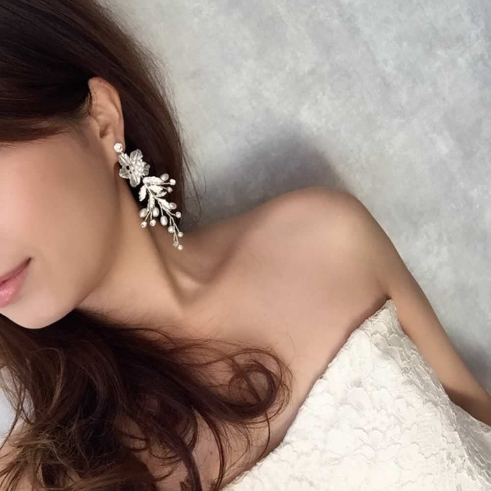 【ピアス・イヤリング】Natural Wedding ブライダルイヤリング 【結婚式 ピアス イヤリング】