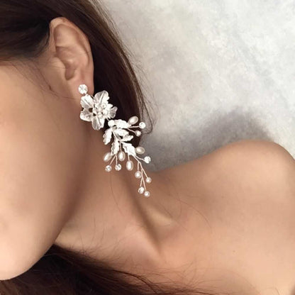 【ピアス・イヤリング】Natural Wedding ブライダルイヤリング 【結婚式 ピアス イヤリング】