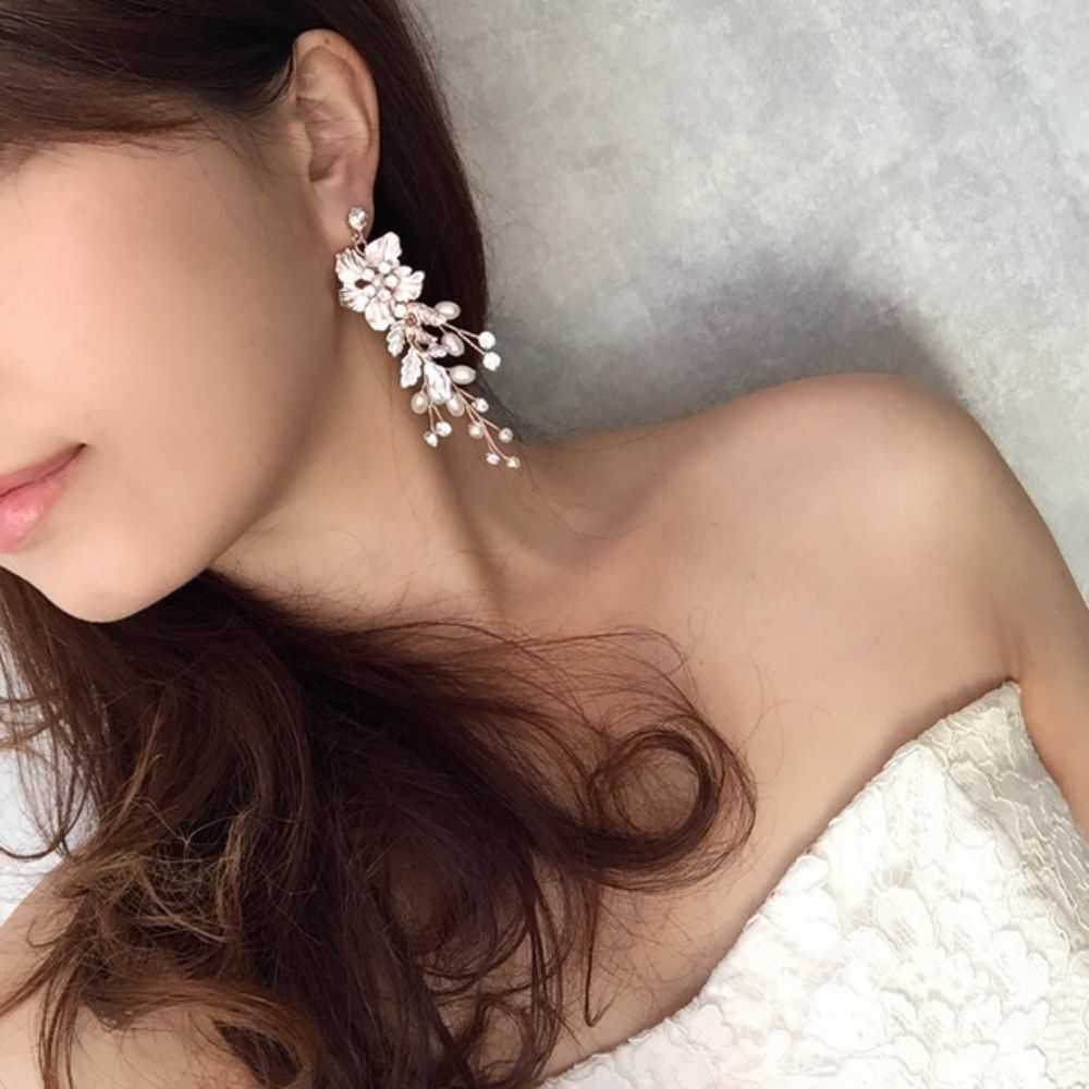 【ピアス・イヤリング】Natural Wedding ブライダルイヤリング 【結婚式 ピアス イヤリング】