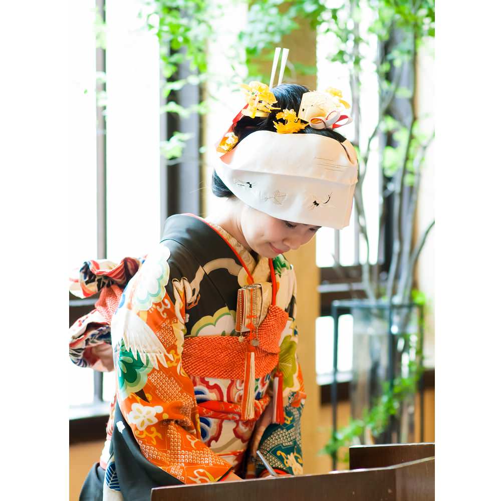 アンティーク振袖 黒地/菱紋に松と鶴 【結婚式 和装 引き振袖 レンタル】