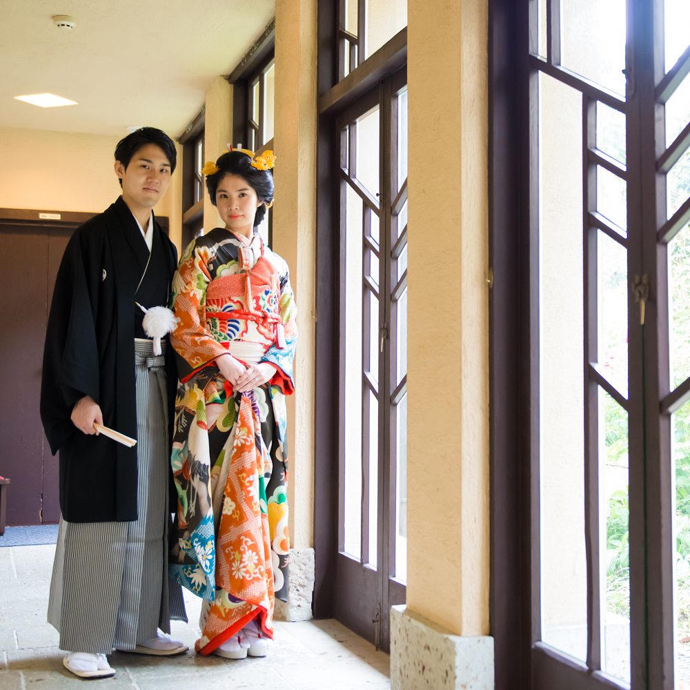 アンティーク振袖　黒地/菱紋に松と鶴 【結婚式　和装　引き振袖　レンタル】