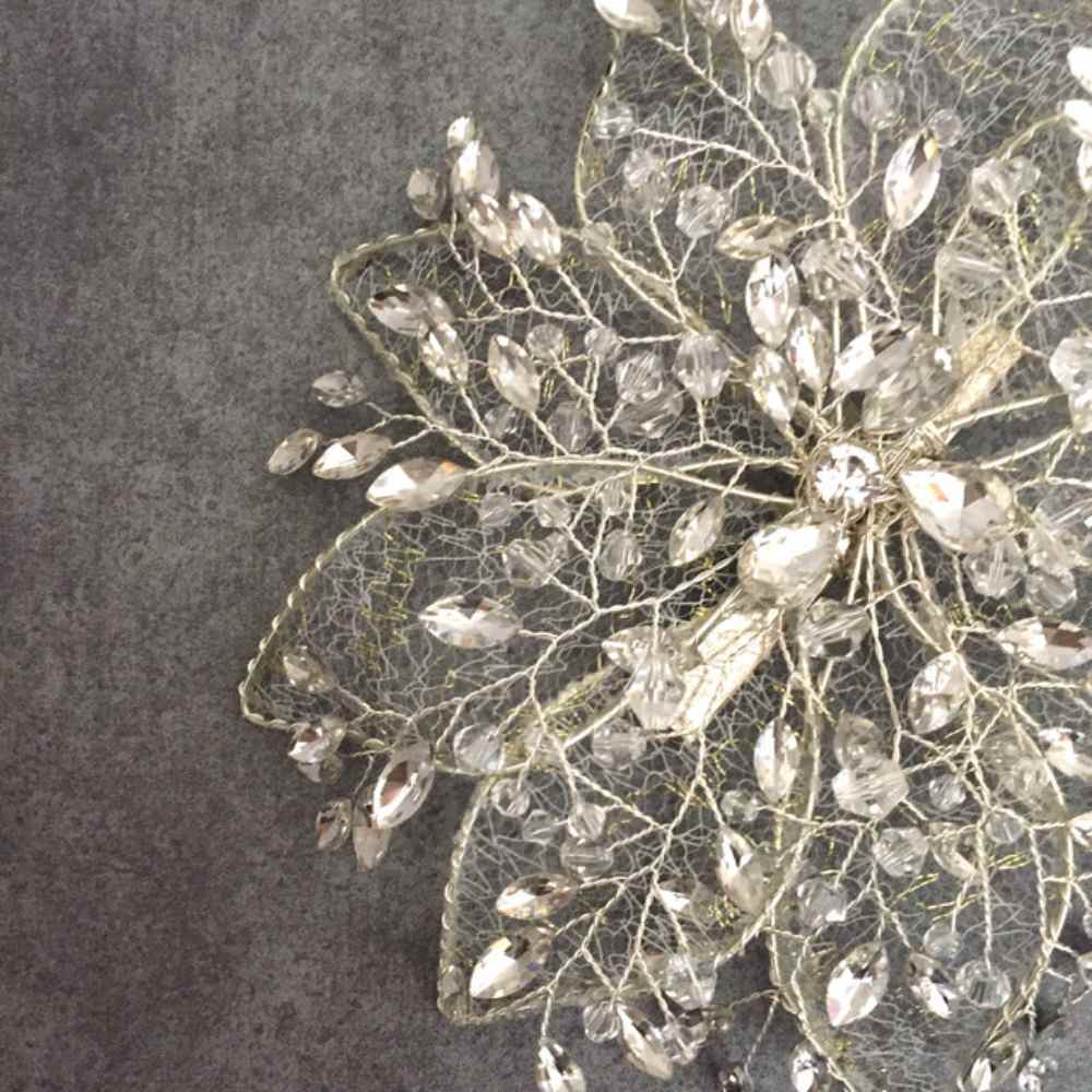 【ヘッドドレス】iris ブライダルヘッドドレス 【結婚式 ヘアアクセサリー】