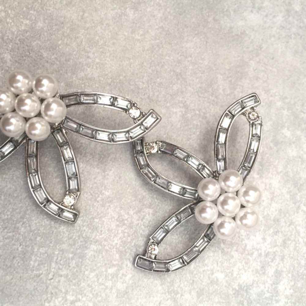 【ピアス・イヤリング】pearl flower フラワーピアス/ブライダルアクセサリー 【結婚式 ピアス イヤリング】