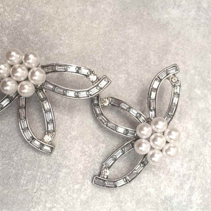 【ピアス・イヤリング】pearl flower フラワーピアス/ブライダルアクセサリー 【結婚式 ピアス イヤリング】