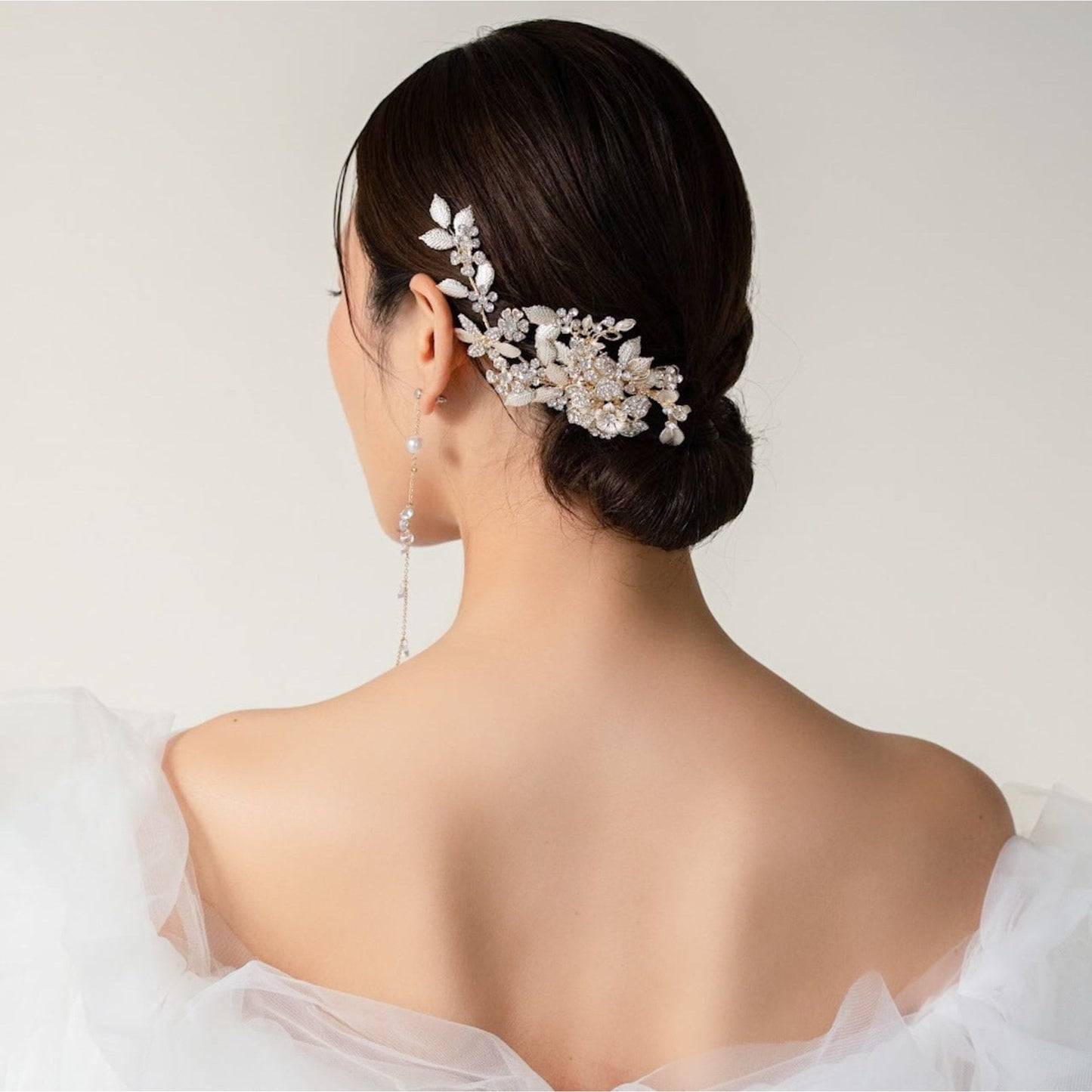 【ヘッドドレス】ブライダルヘッドドレス ビジュー フラワー リーフ ゴールド u25 【結婚式 ヘアアクセサリー】