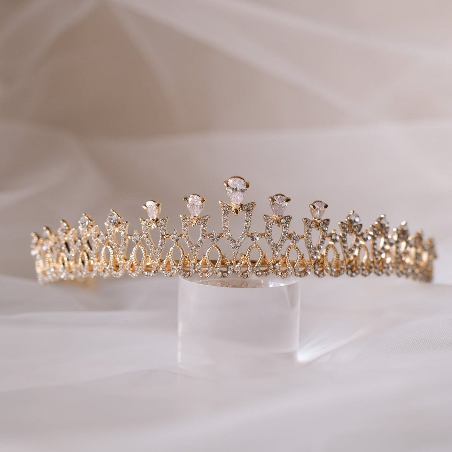 【ヘッドドレス】ティアラ ビジュー ブライダルヘッドドレス ゴールド u36 【結婚式 ヘアアクセサリー】