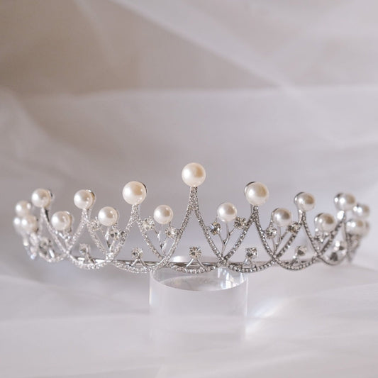 【ヘッドドレス】ティアラ パール ビジュー ブライダルヘッドドレス シルバー u39 【結婚式 ヘアアクセサリー】