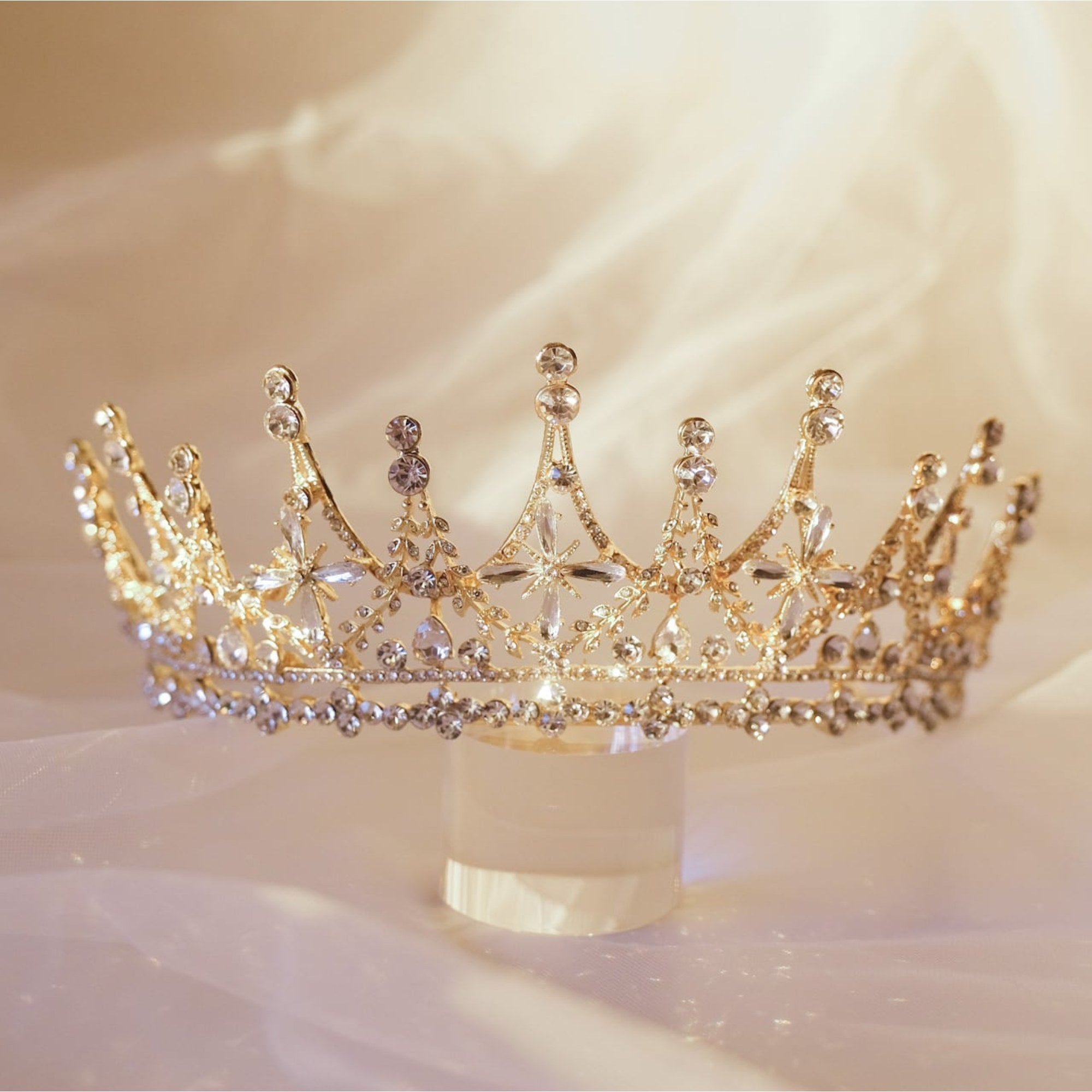 ヘッドドレス】ティアラ ビジュー ブライダルヘッドドレス ゴールド