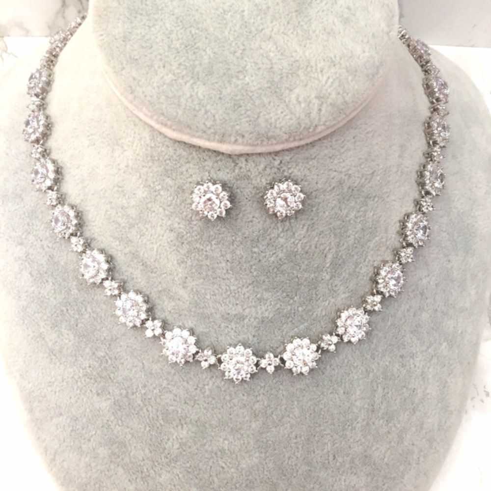 classical silver ジルコニアネックレス&ピアスset/ブライダルアクセサリー 【結婚式 アクセサリーセット】