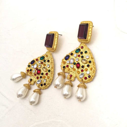 【ピアス・イヤリング】character ビジューピアス/ブライダルアクセサリー 【結婚式 ピアス イヤリング】