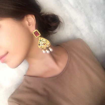 【ピアス・イヤリング】character ビジューピアス/ブライダルアクセサリー 【結婚式 ピアス イヤリング】