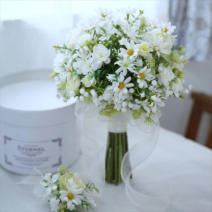 白い小花のナチュラルブーケ