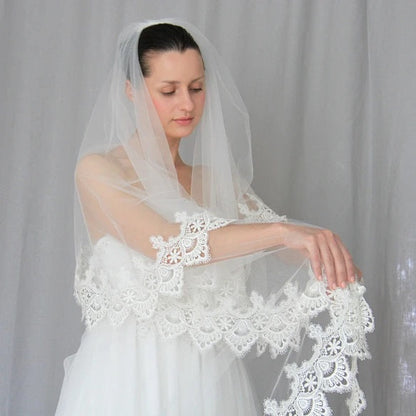 フィオナ ロングベール 【結婚式 ベール】