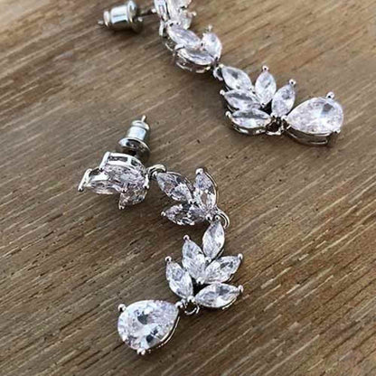 ジャスミンネックレスセット,イヤリング 【結婚式 アクセサリーセット】