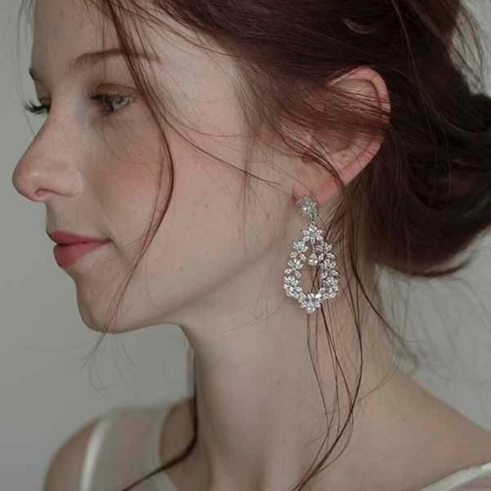大ぶりピアス【コローラ】 【結婚式 ピアス イヤリング】