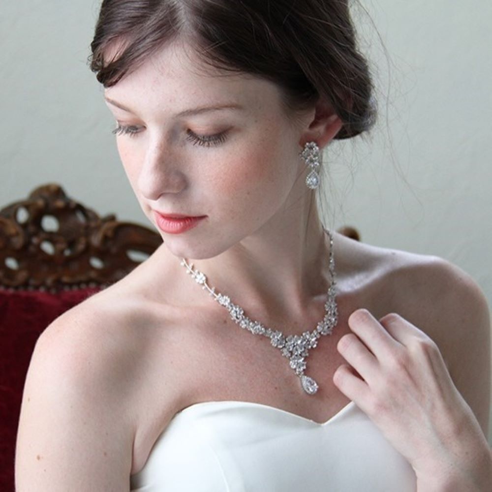 フルールブーケネックレスセット ピアス,イヤリング 【結婚式 アクセサリーセット】