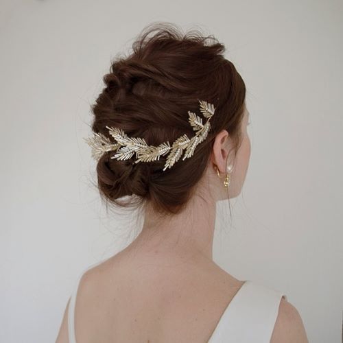 ボタニカルbohビーズ冠 【結婚式　ヘアアクセサリー】