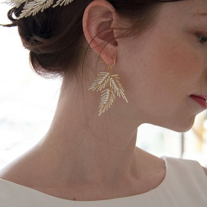 ボタニカルbohビーズ冠 【結婚式 ヘアアクセサリー】