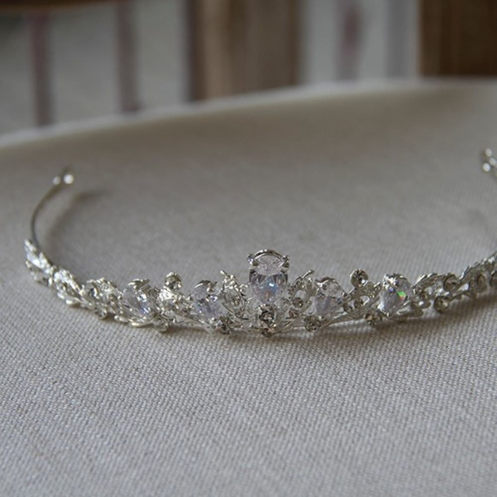 ボタニカル低めティアラ 【結婚式 ヘアアクセサリー】