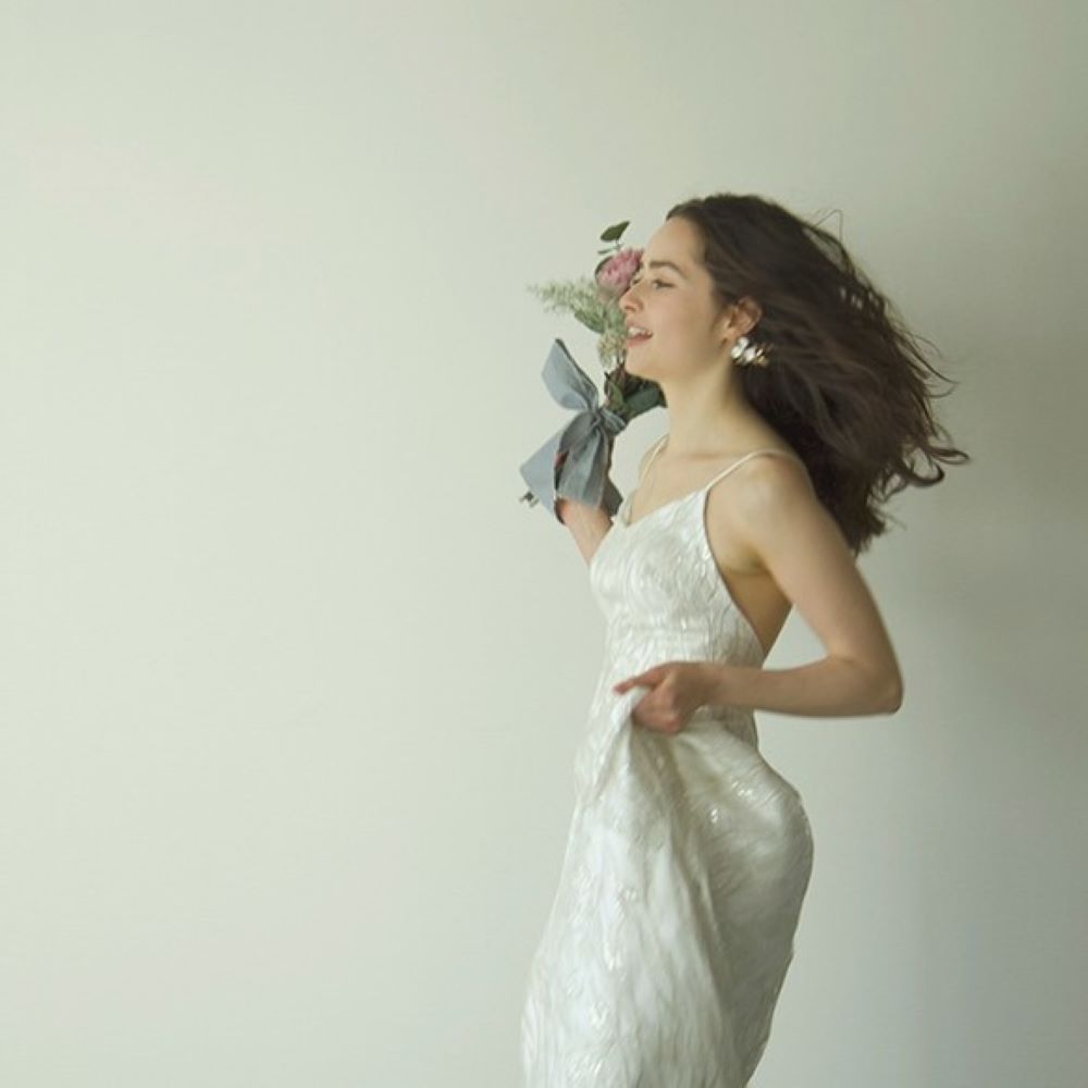 ホワイトフラワー ピアス/イヤリング【アリッサムゴールドピアス&イヤリング】 【結婚式 ピアス イヤリング】