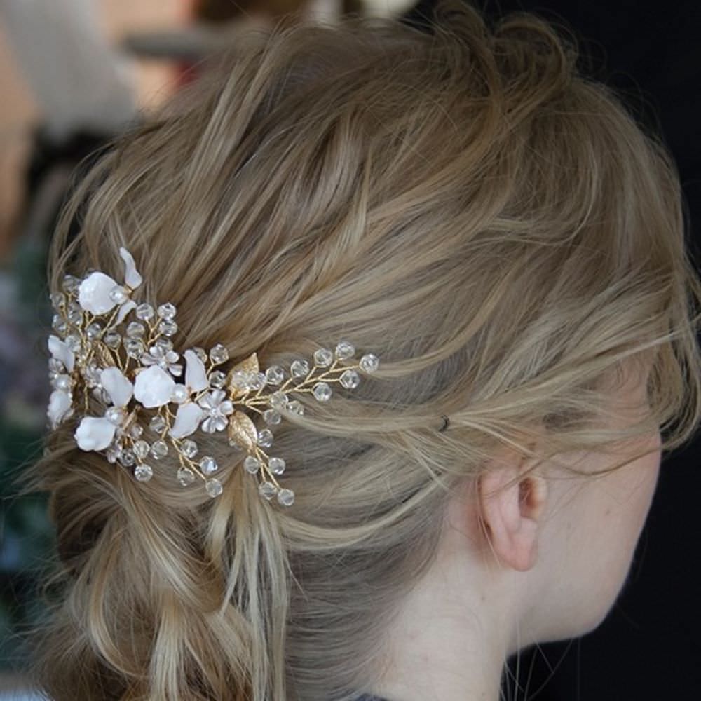 ホワイトフラワー ピアス/イヤリング【アリッサムゴールドピアス&イヤリング】 【結婚式 ピアス イヤリング】