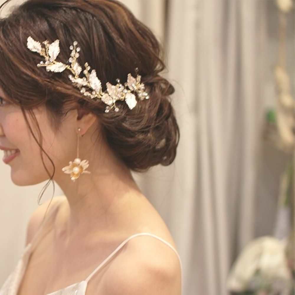 リーフと木の実ヘッドアクセ 【結婚式　ヘアアクセサリー】