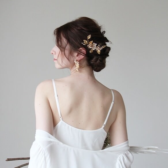 ゴールドヘッドアクセ和装 成人式にも【ストロベリーフラワー】 【結婚式 ヘアアクセサリー】