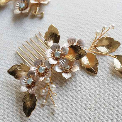 ゴールドヘッドアクセ和装 成人式にも【ストロベリーフラワー】 【結婚式 ヘアアクセサリー】