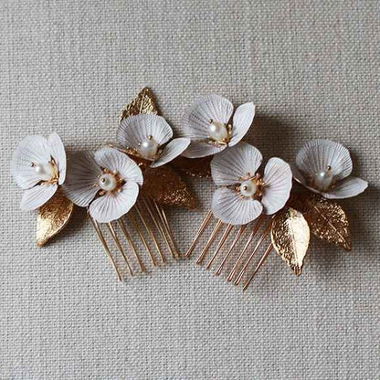 ホワイトフラワー ゴールドアクセサリー 【クレアヘアコーム2個組】 【結婚式 ヘアアクセサリー】