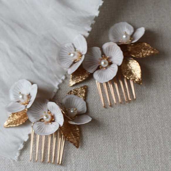 no33 ハンドメイド✩.*˚白×ゴールド華やかなヘアアクセサリー no33 ハンドメイド✩.*˚白×ゴールド華やかなヘアアクセサリー